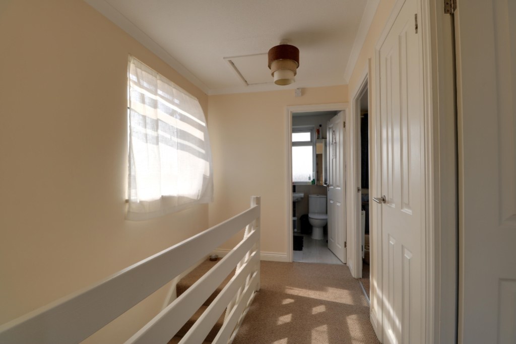 Fifth Avenue, Grantham, Lincs, photo 6