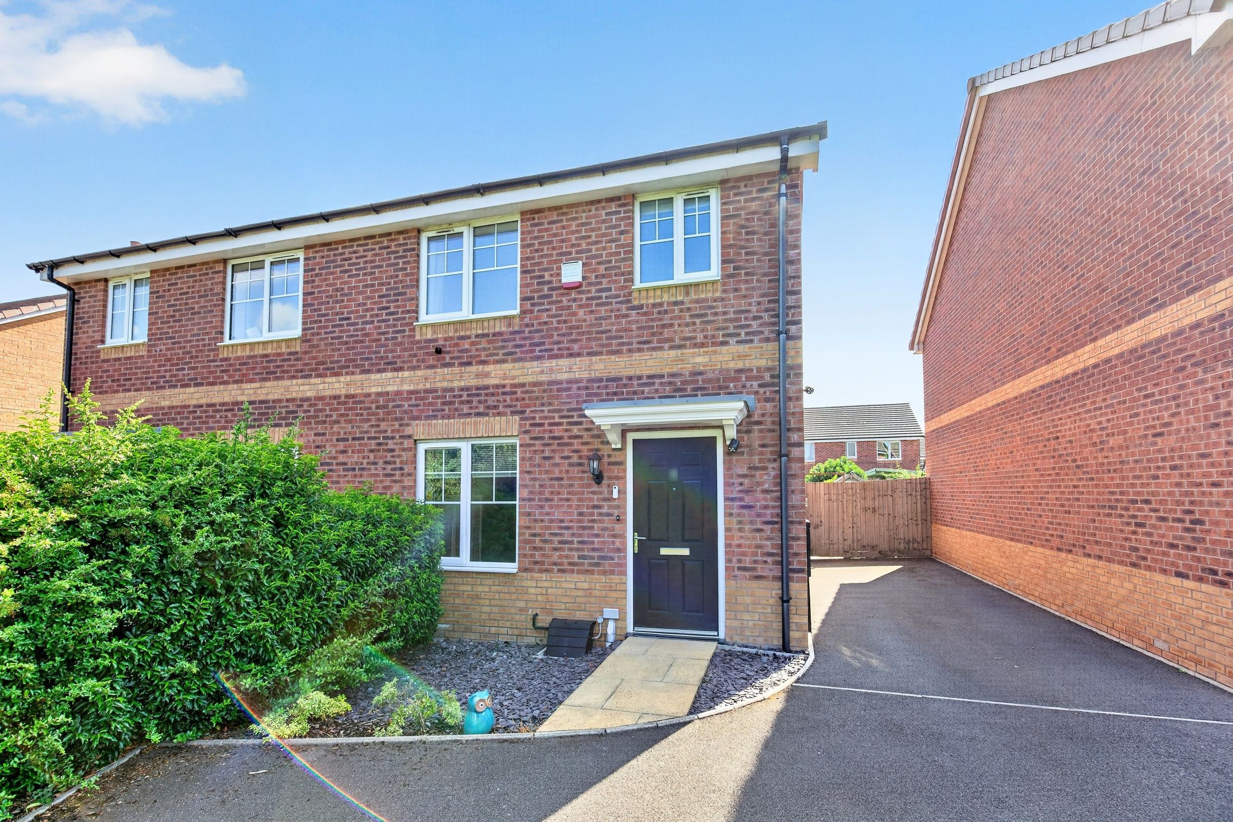 Rosehip Close