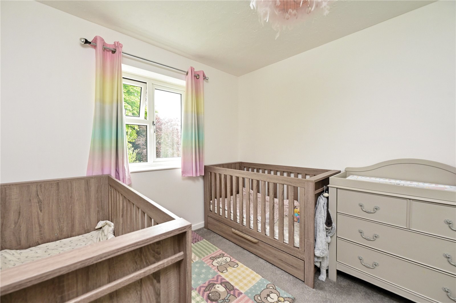Larch Way, Farnborough, Hampshire, GU14, photo 7