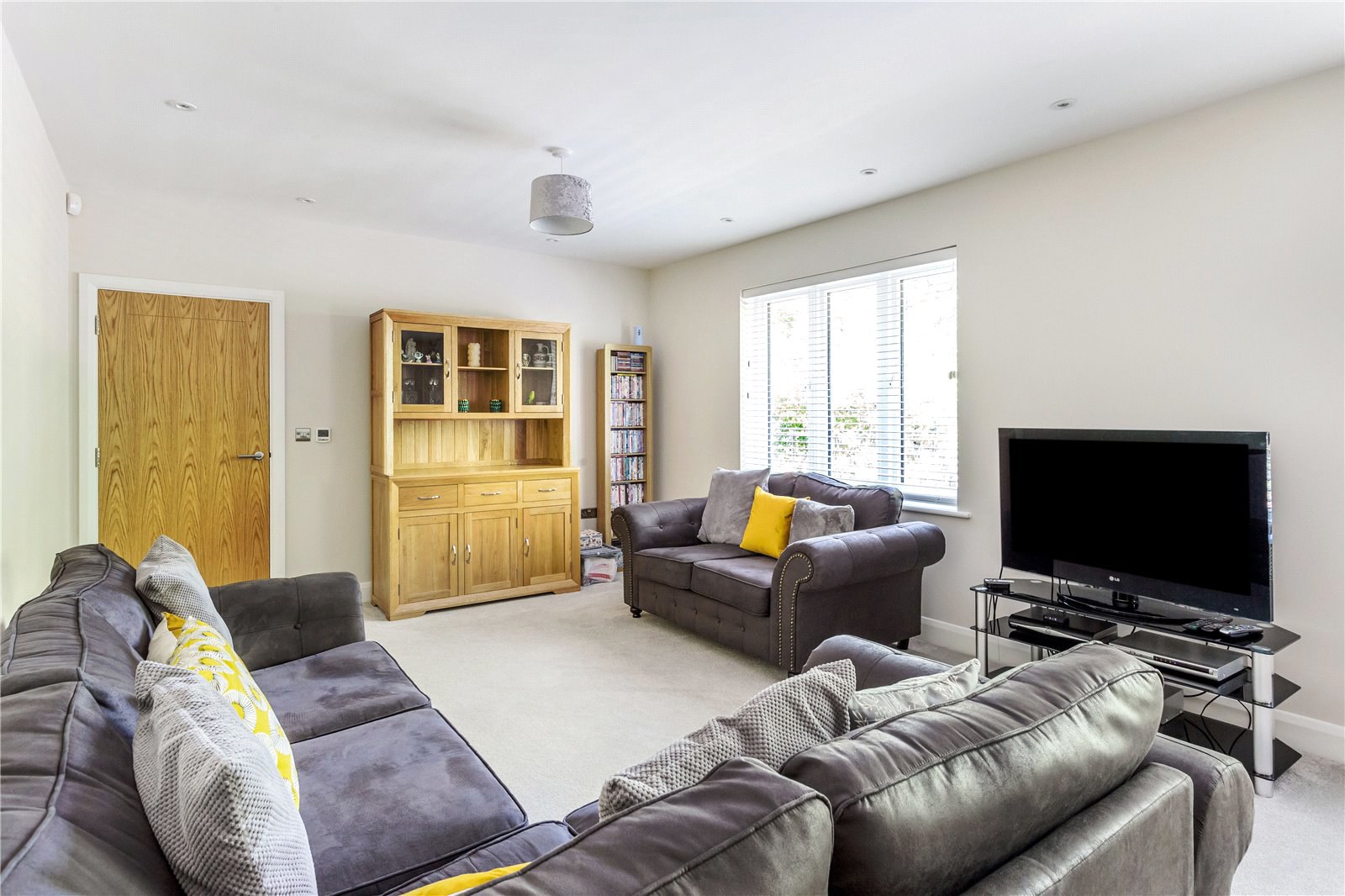 Malthouse Lane, Horley, Surrey, RH6, photo 7