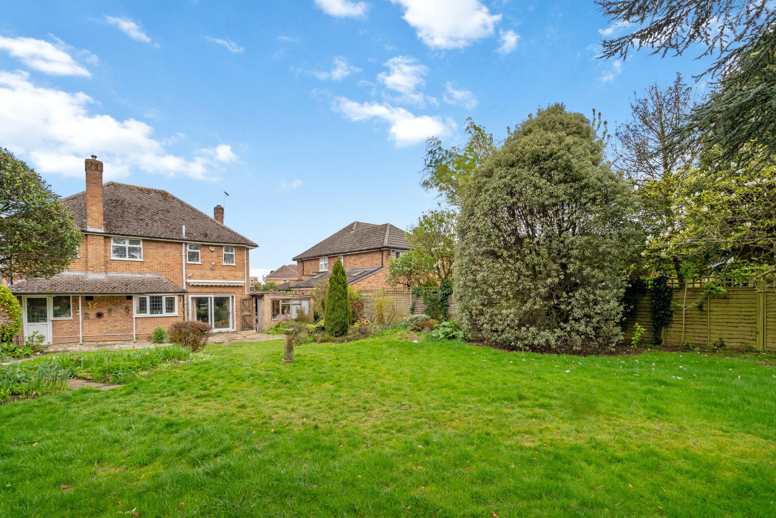 Woodfield Road, Oadby, LE2, photo 2