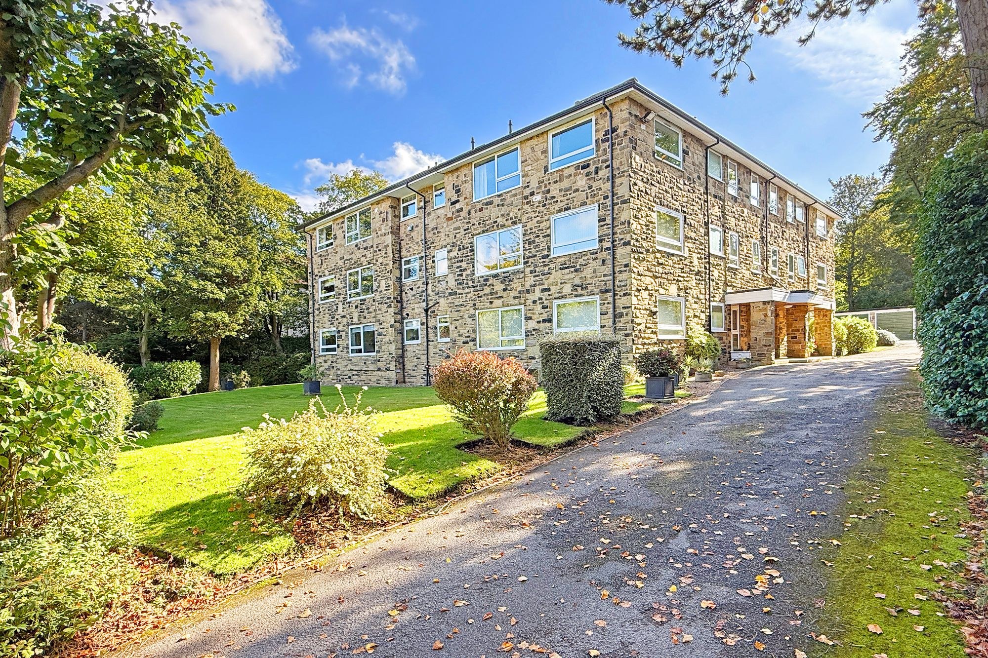 2 bed home for sale in Duchy Grange Kent Road, Harrogate