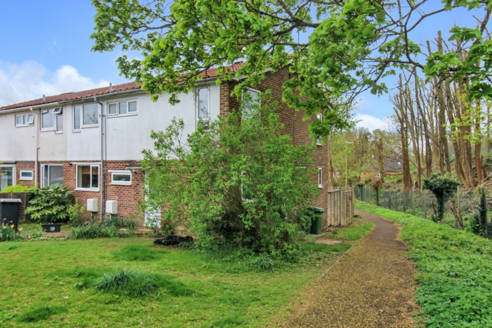 Woodlands Court
