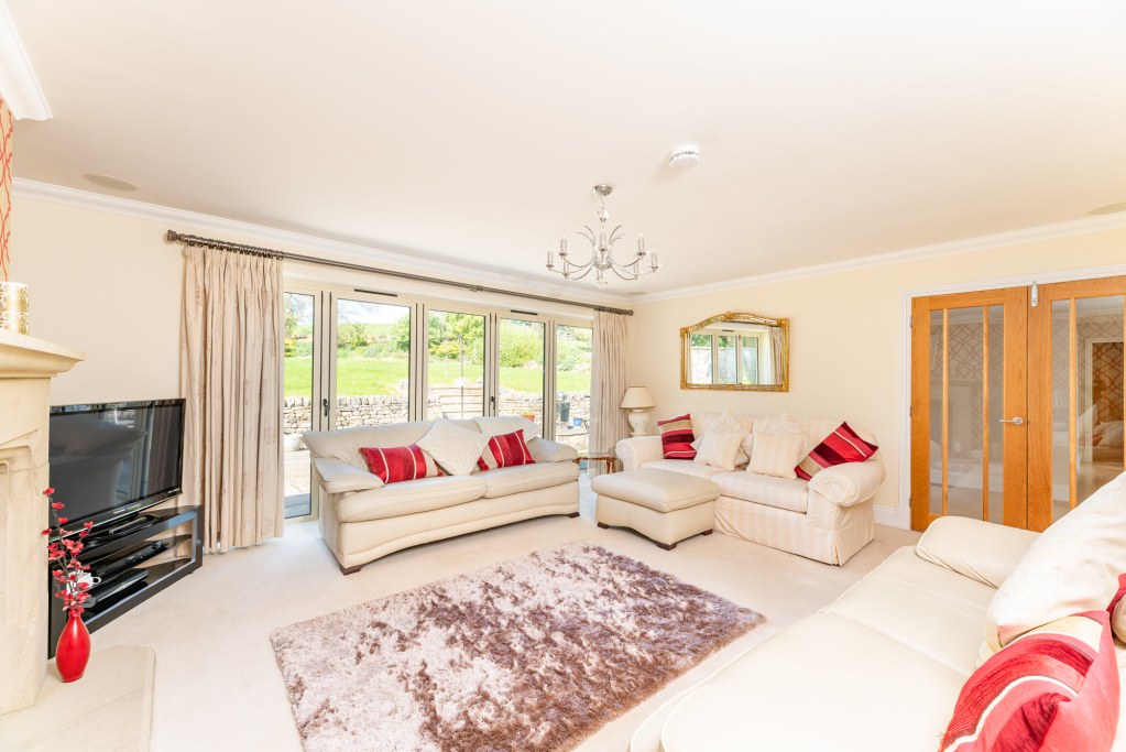 Drake Hill Lane, Bingley, West Yorkshire, BD16, photo 17