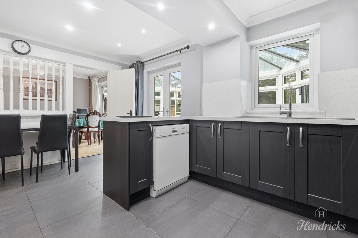 Oak Walk, Benfleet, SS7 4, photo 4