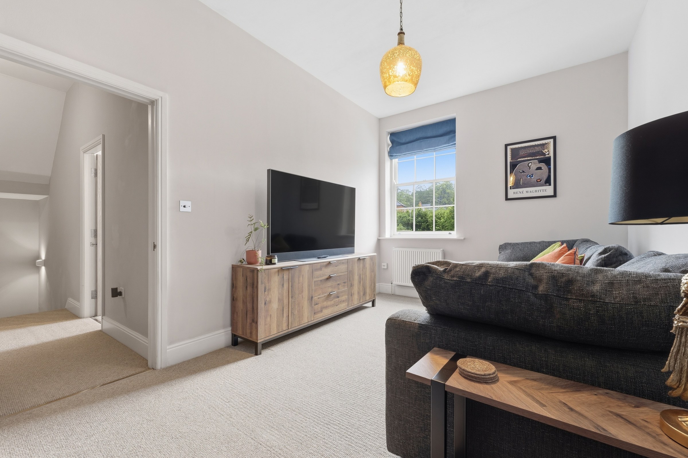 Woodmere Drive, Old Whittington, S41, photo 13