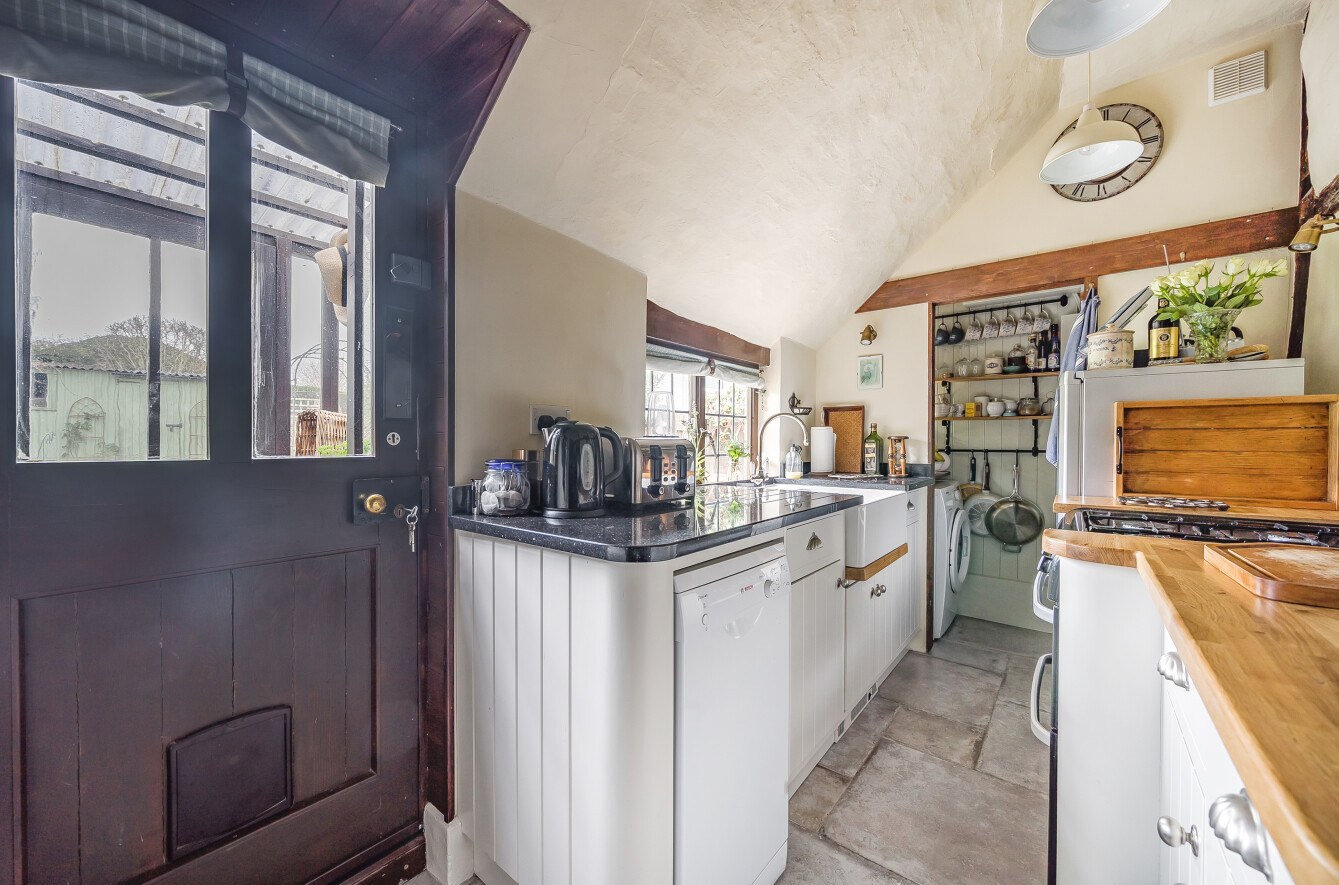 London Road, Holybourne, Alton, Hampshire, GU34, photo 15