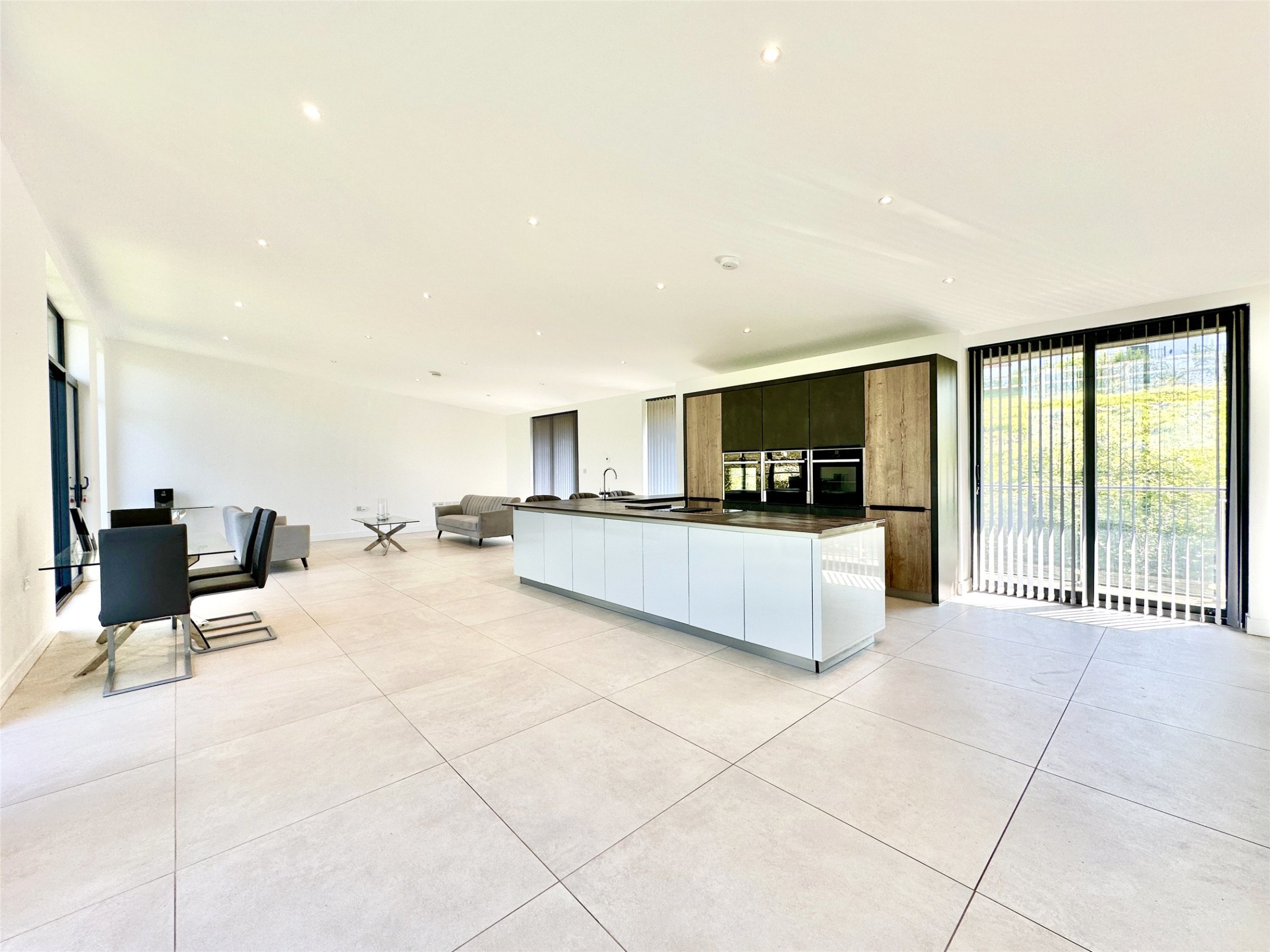 Striking Very Spacious Contemporary Home, Langmead Drive, Bideford, Devon, EX39, photo 5