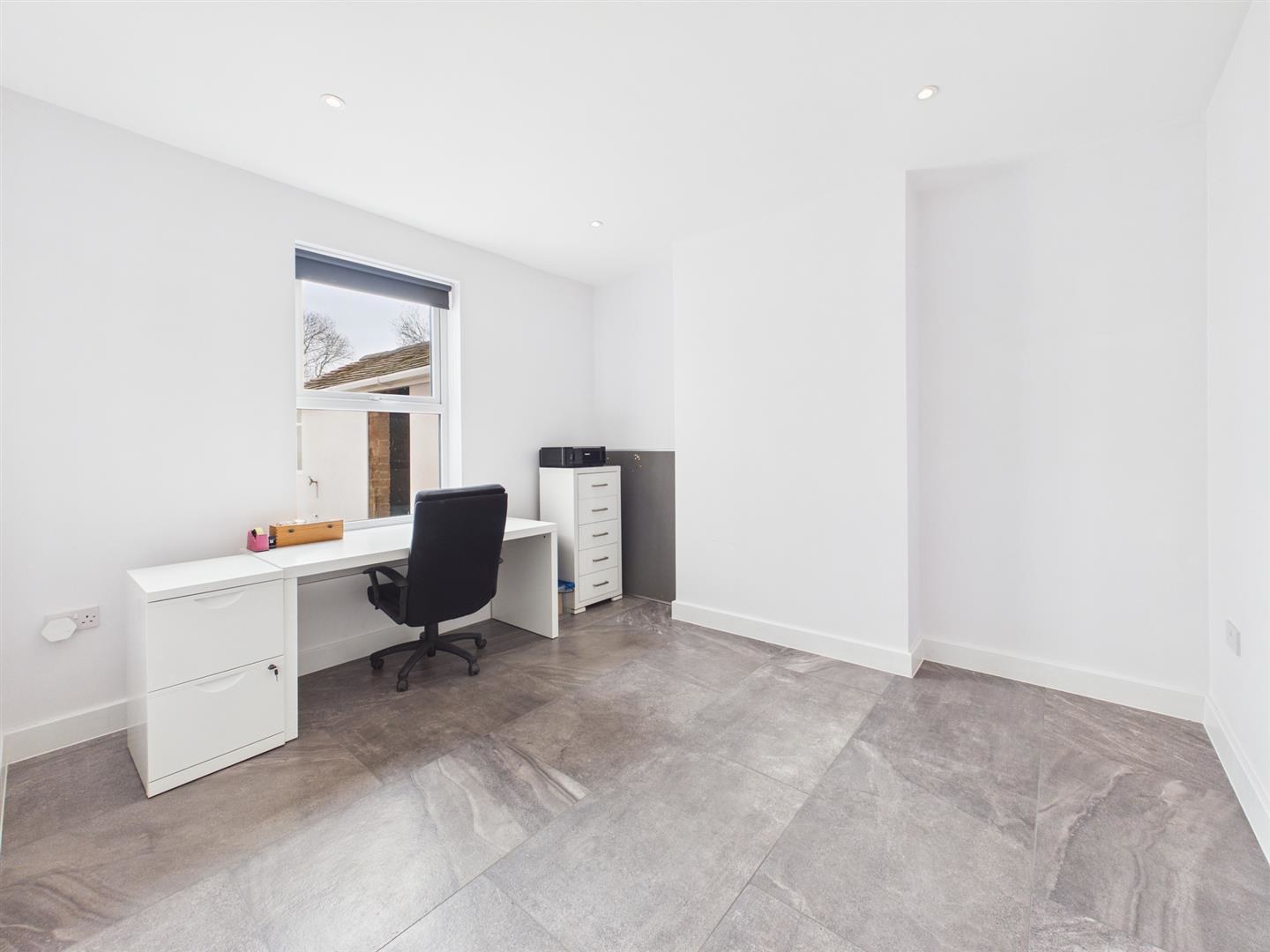 Brookfield Lane, Churchdown, Gloucester, photo 11