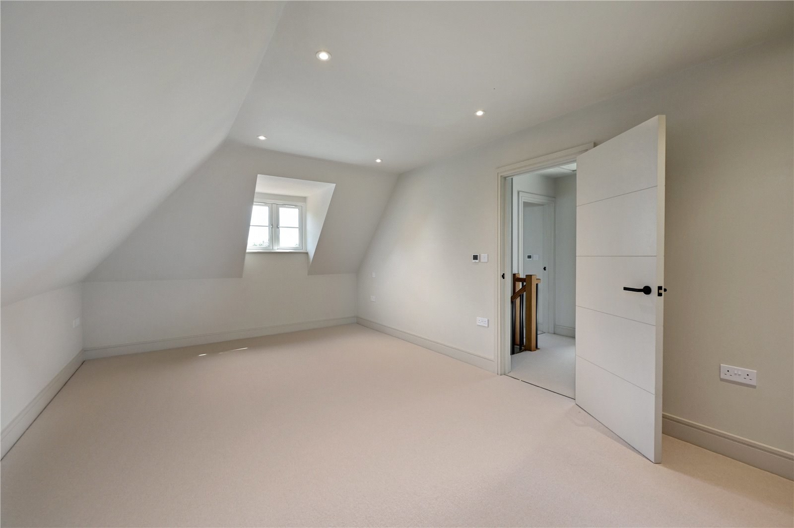 Elm Hill, Normandy, Guildford, Surrey, GU3, photo 7