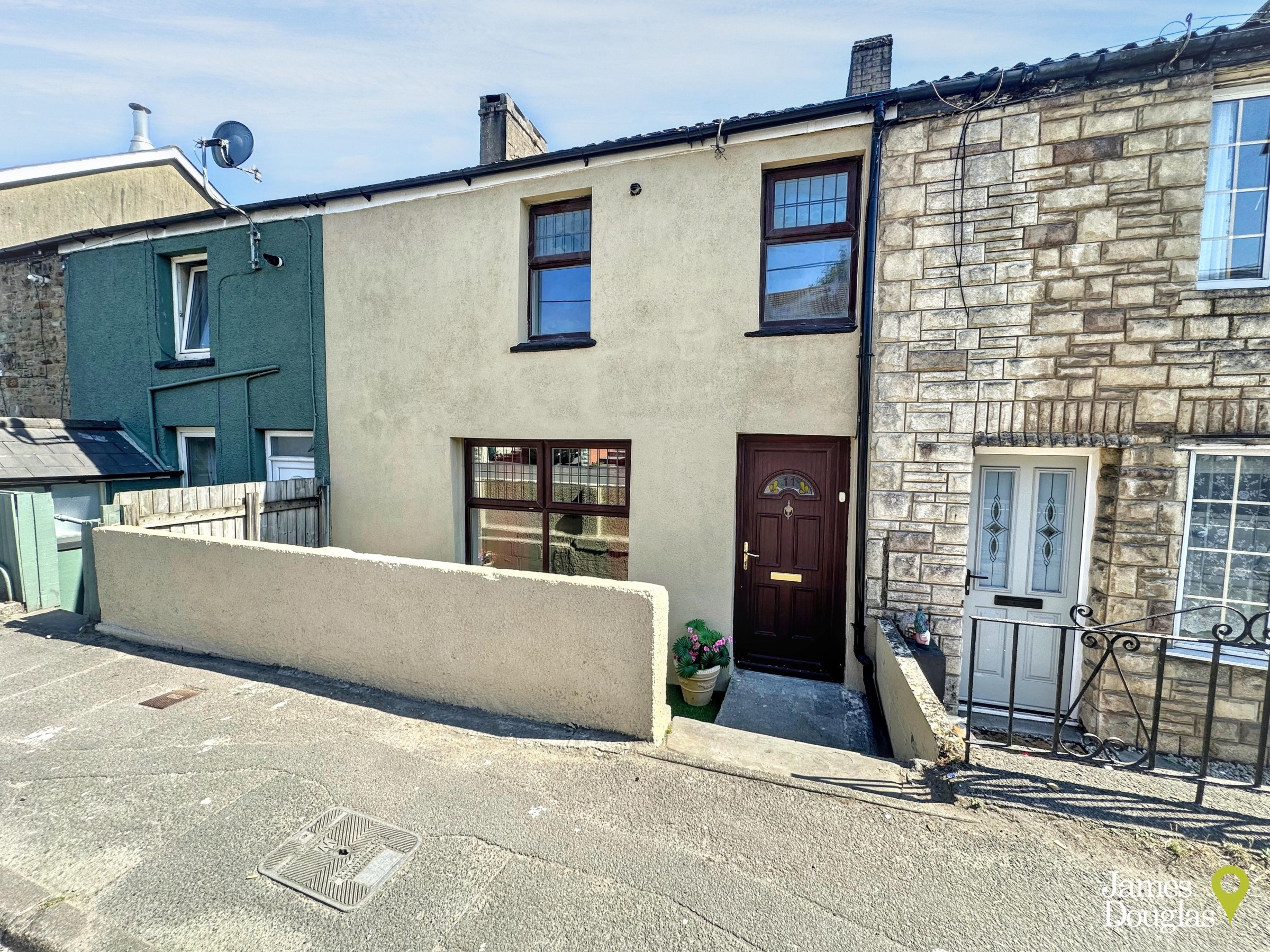 Station Terrace, Llantwit Fardre, Pontypridd, photo 2