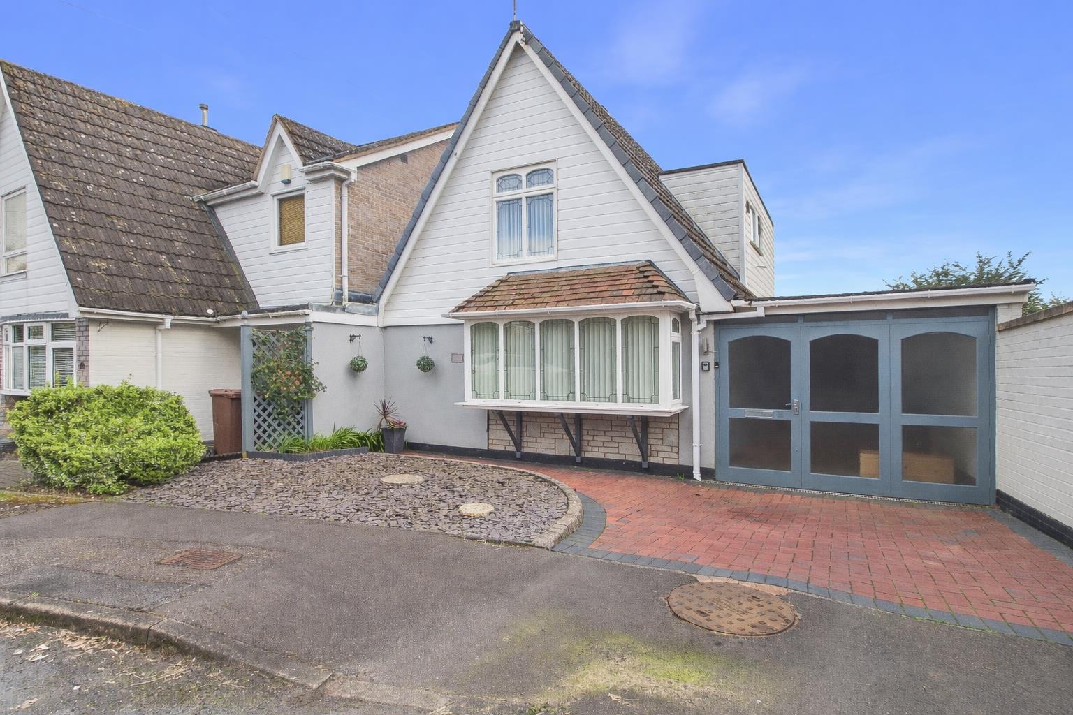 Hutchinson Close