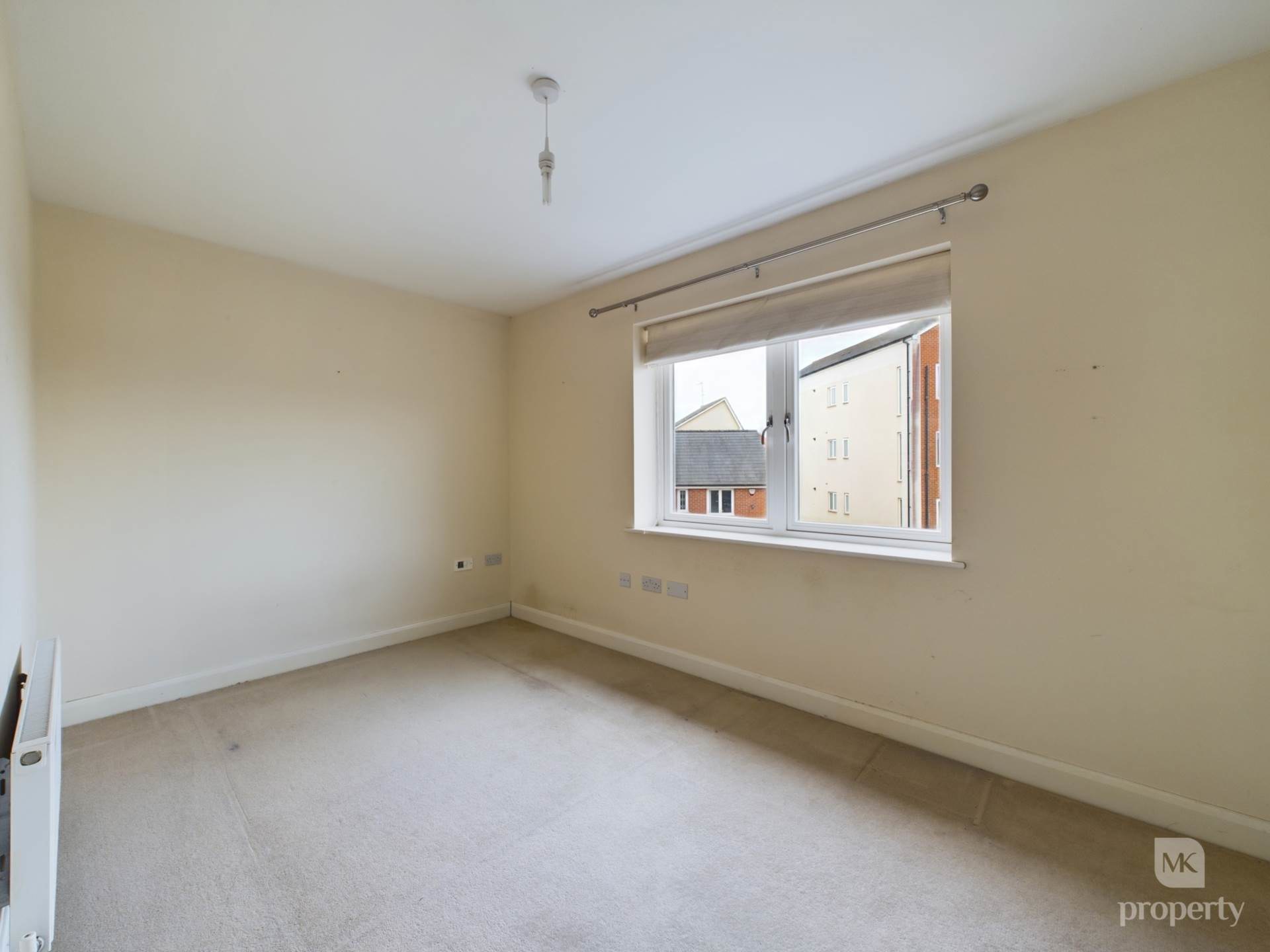Lamour Lane, Oxley Park, photo 14