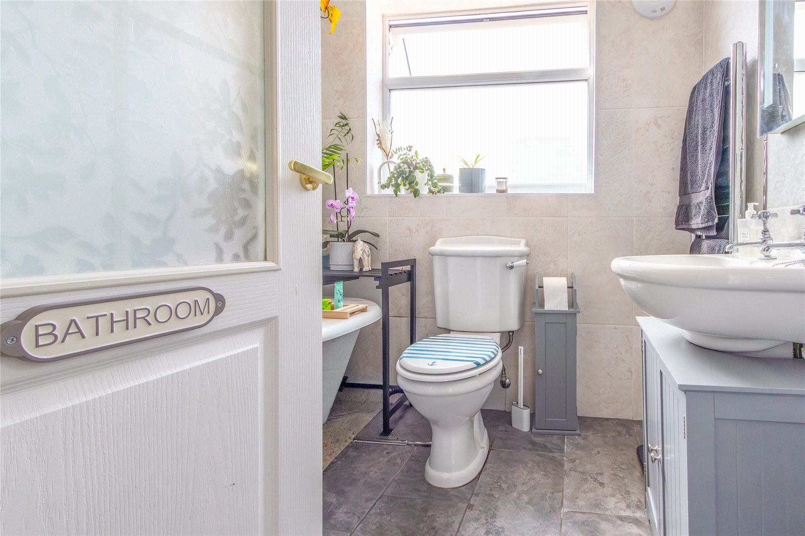 Cheney Manor Road, Swindon, SN2, photo 9