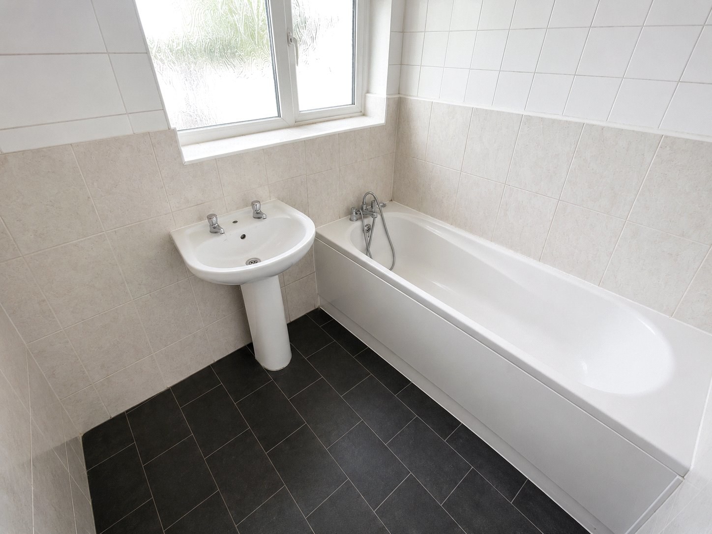 Mayfield Gardens, Hanwell, London, W7, photo 5