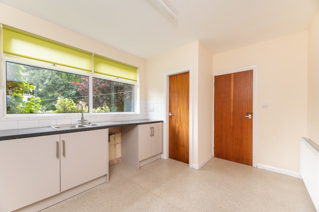 Station Road, Slaithwaite, Huddersfield, West Yorkshire, HD7, photo 7