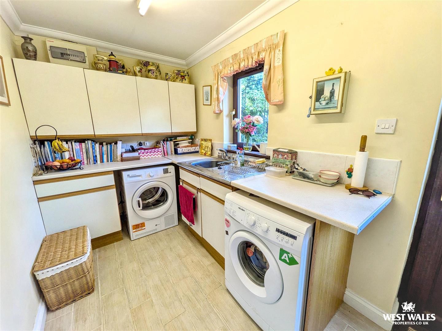 Llandyfaelog, Kidwelly, photo 10