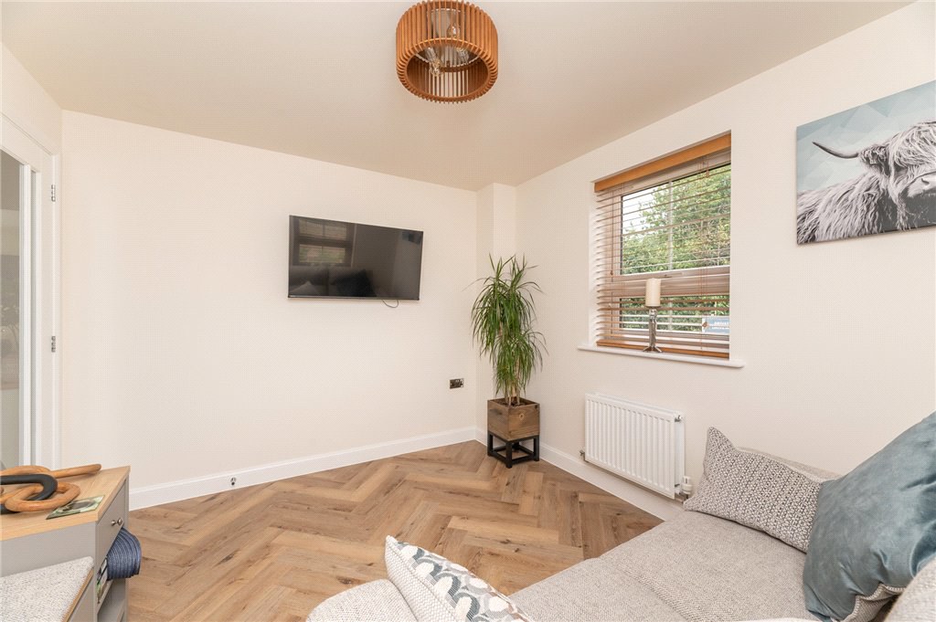 Churchyard Drive, East Ardsley, Wakefield, West Yorkshire, WF3, photo 11