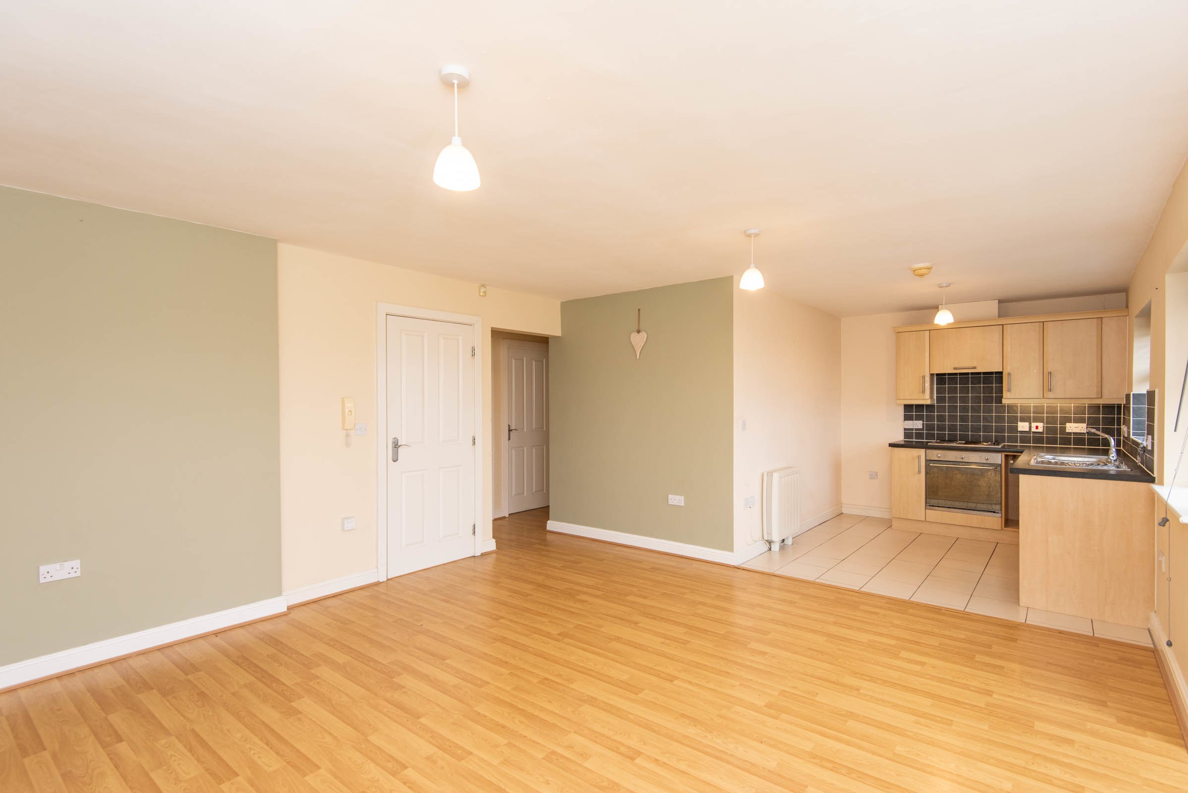 Waterloo Court, Lower Pilsley, S45, photo 5
