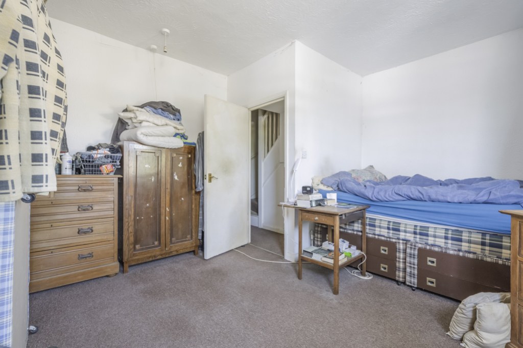 County Road, Swindon, SN1, photo 7