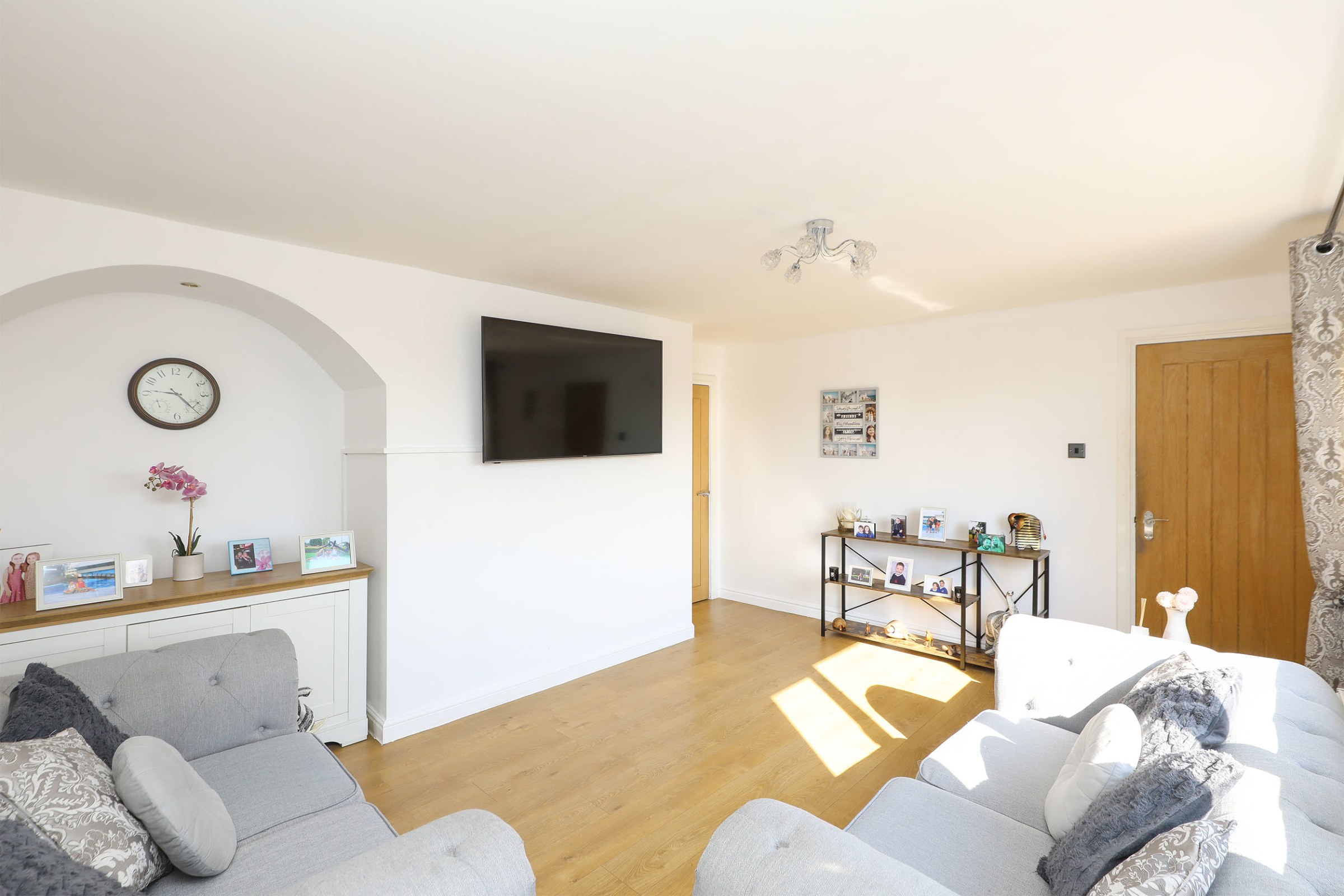 North Road, Calow, S44, photo 3