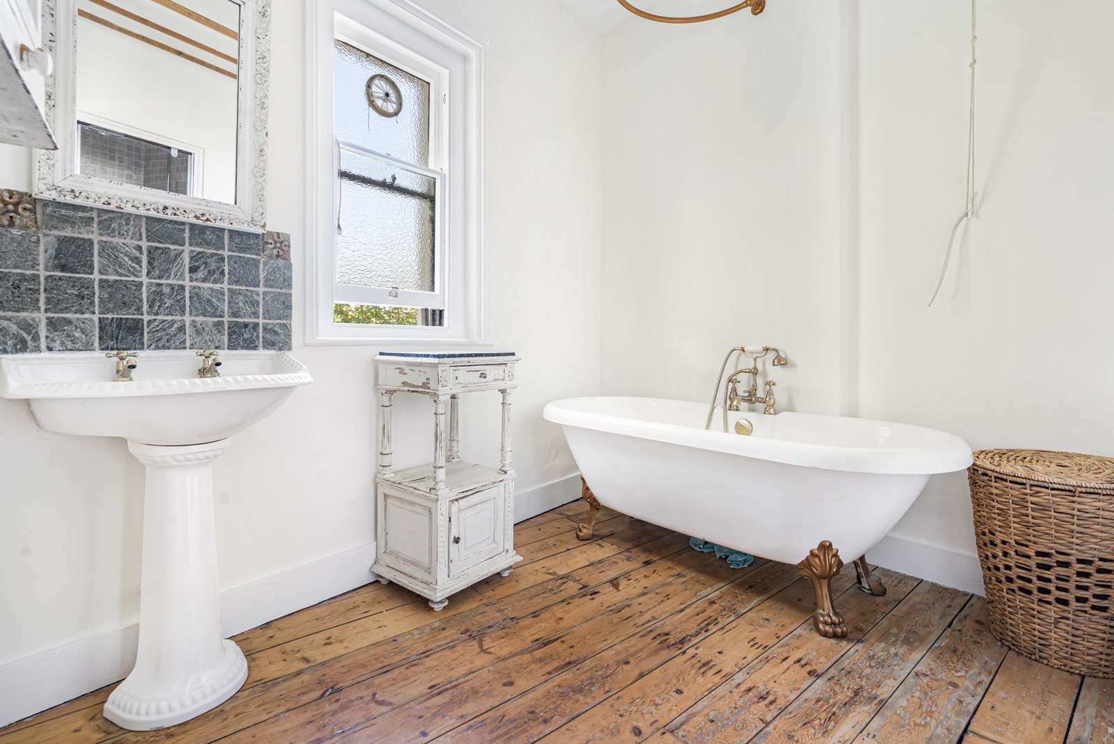 Aveley Lane, Farnham, Surrey, GU9, photo 9