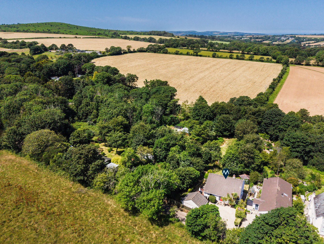 Godolphin Cross, Spacious family home within a generous plot, photo 8