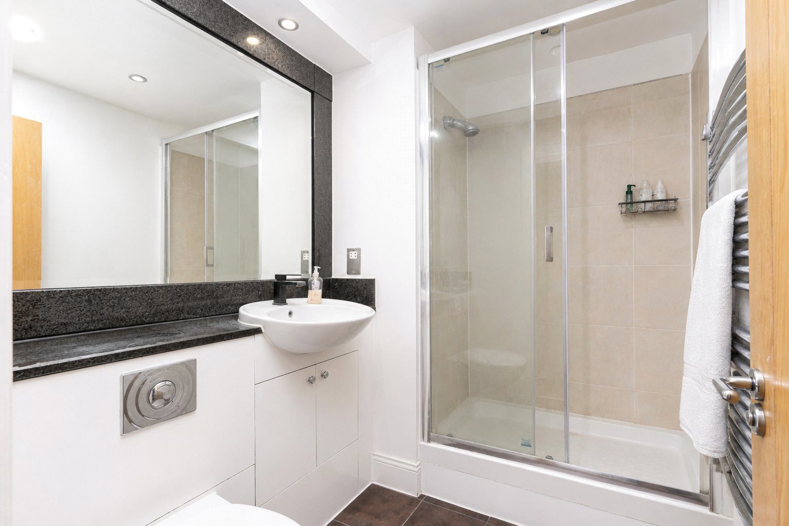 Flagstaff House, St. George Wharf, Vauxhall, SW8, photo 10