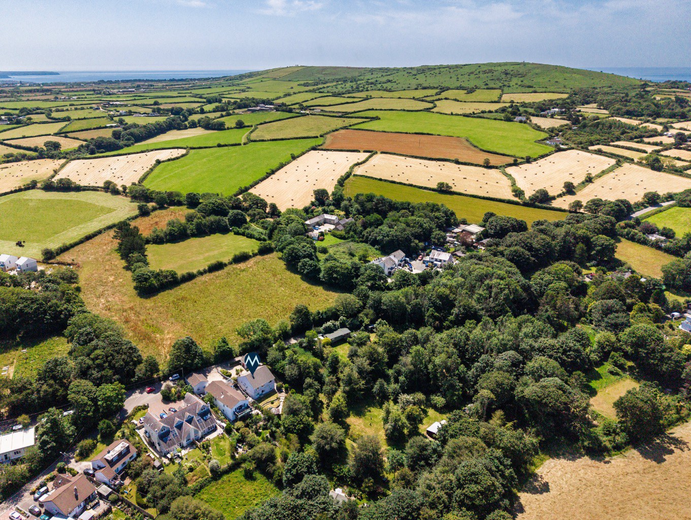 Godolphin Cross, Spacious family home within a generous plot, photo 9