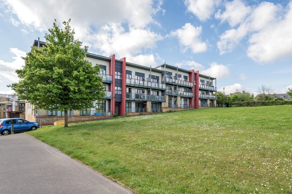 Apartment - Skylark Avenue