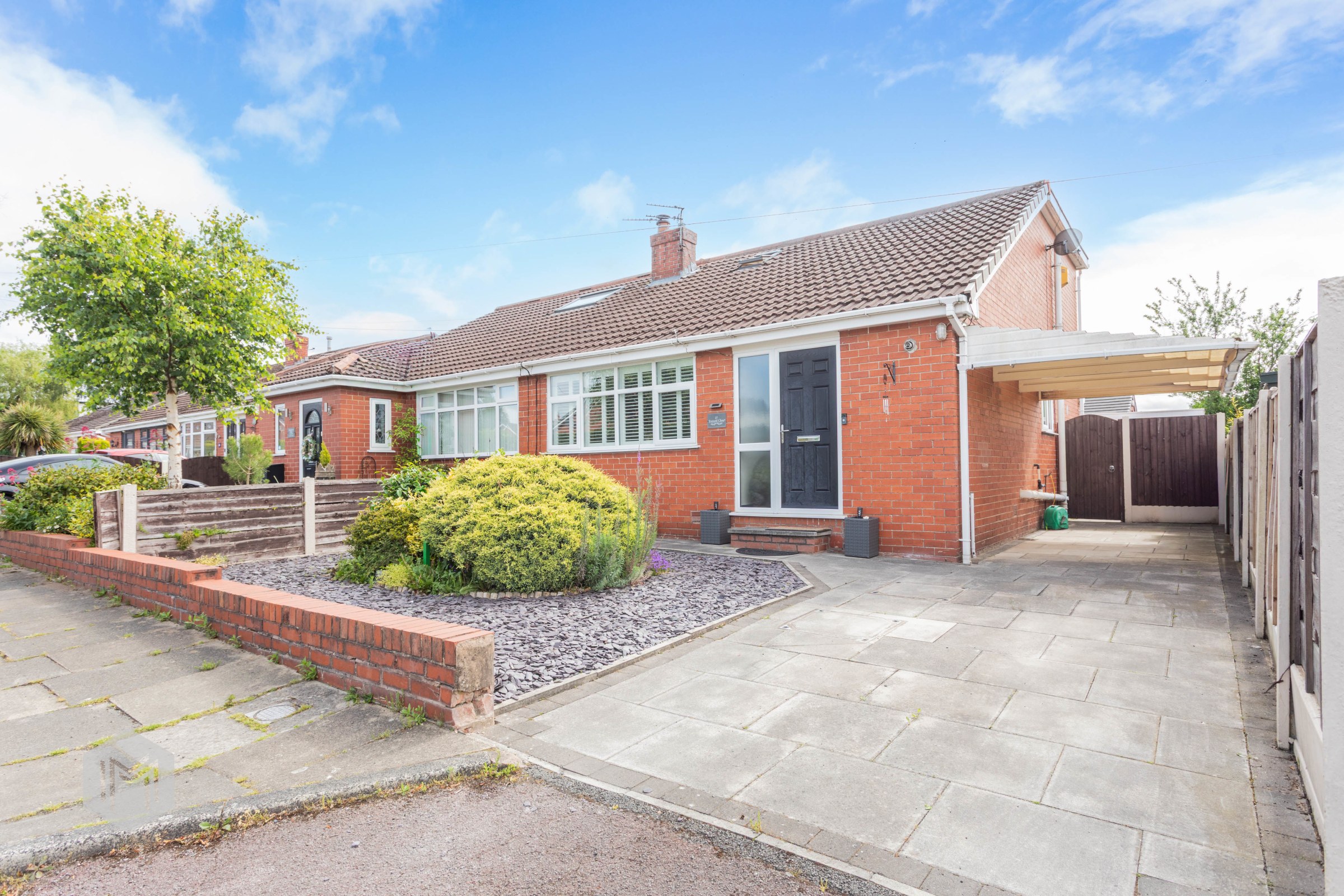 Everard Close, Worsley, M28, photo 2