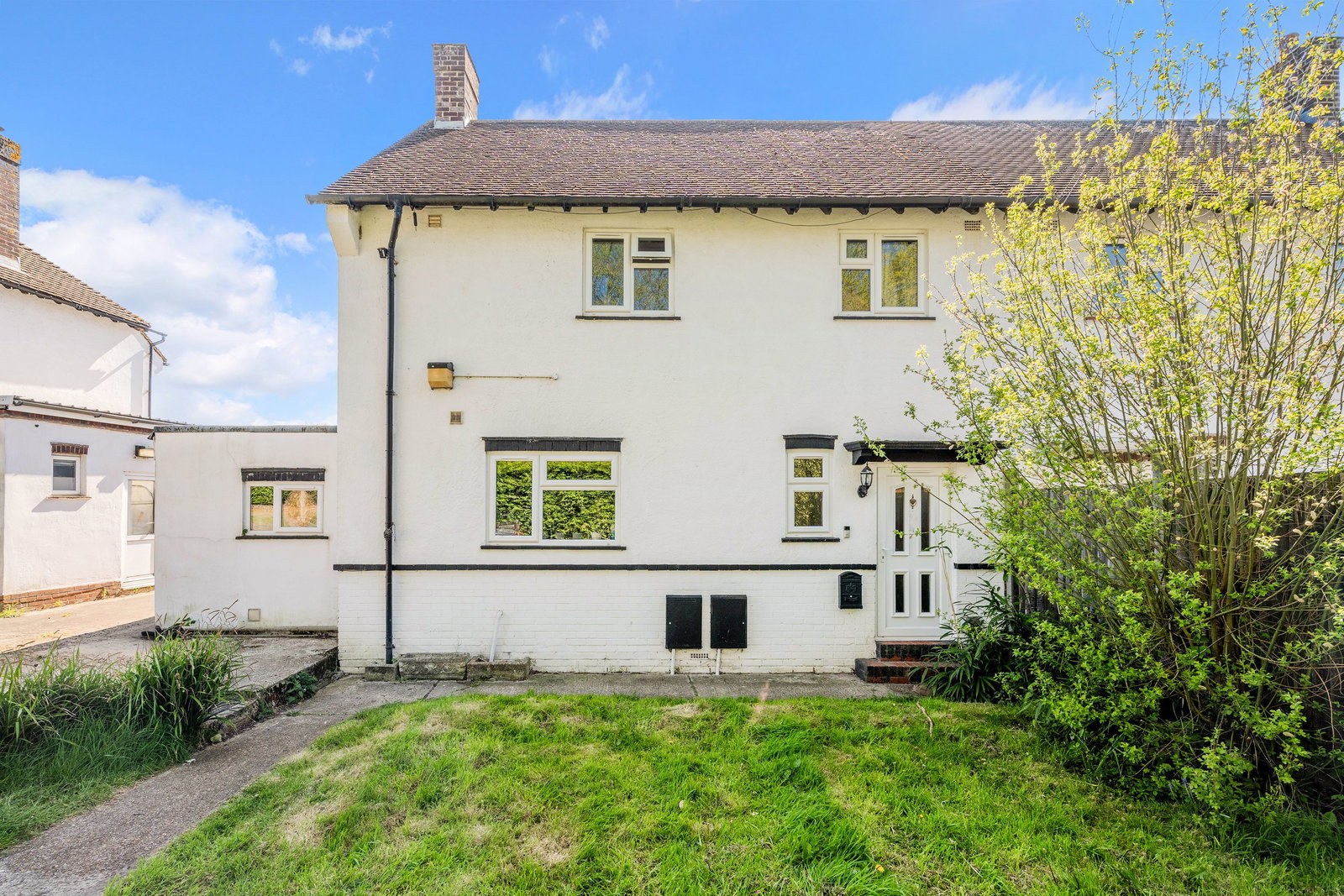 Pollards Oak Crescent