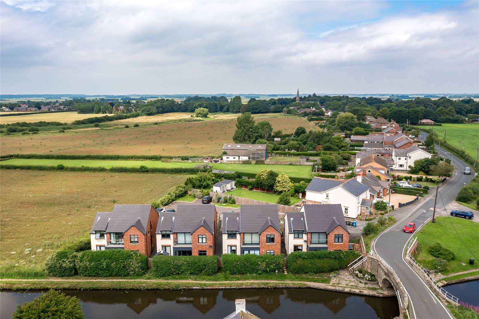 Halsall, Ormskirk, L39, photo 5