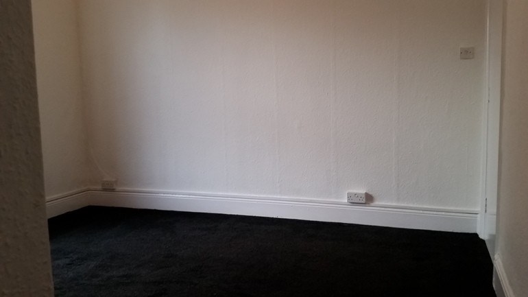 flat to rent West Bromwich