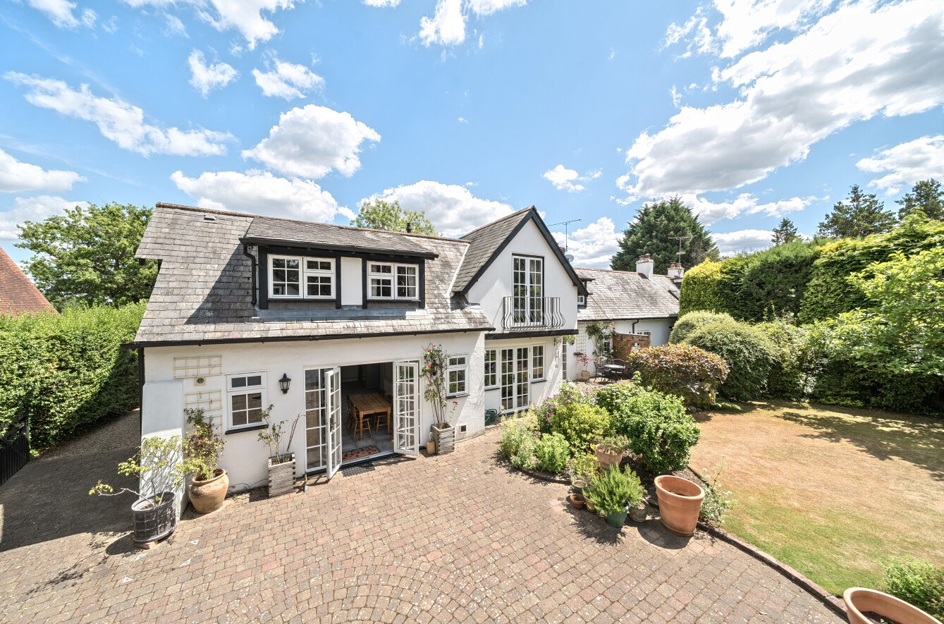 New Lane, Sutton Green, Guildford, GU4, photo 31