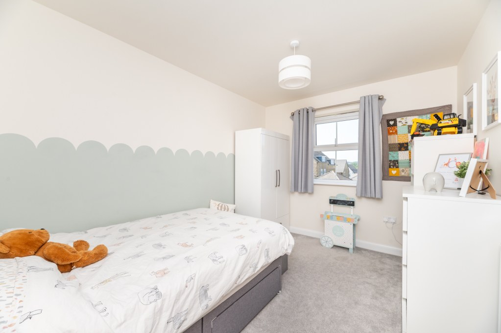 Moat Hill Close, Cullingworth, West Yorkshire, BD13, photo 9