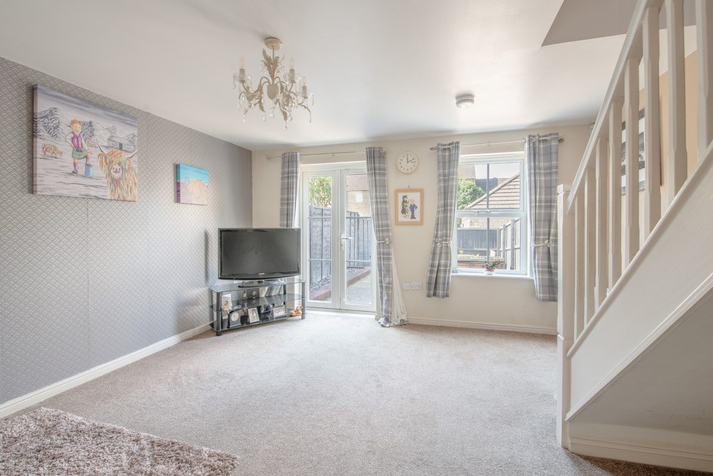 Knights Way, Gilstead, Bingley, West Yorkshire, BD16, photo 3