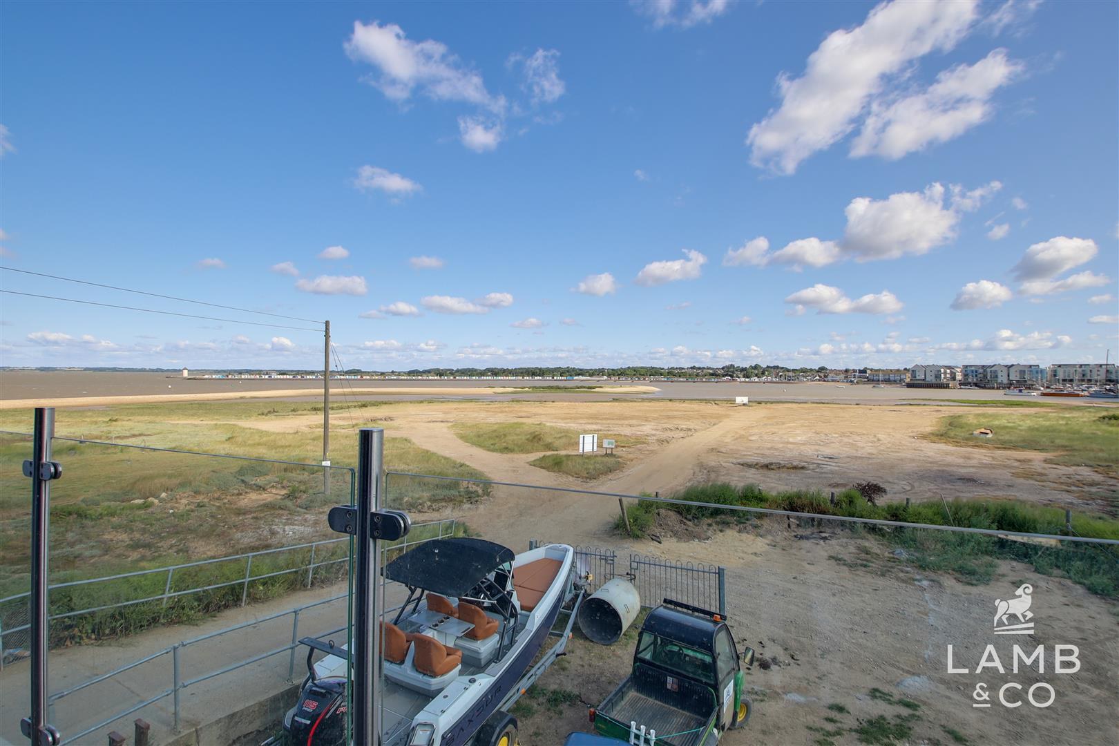Tower Estate, Point Clear Bay, photo 38