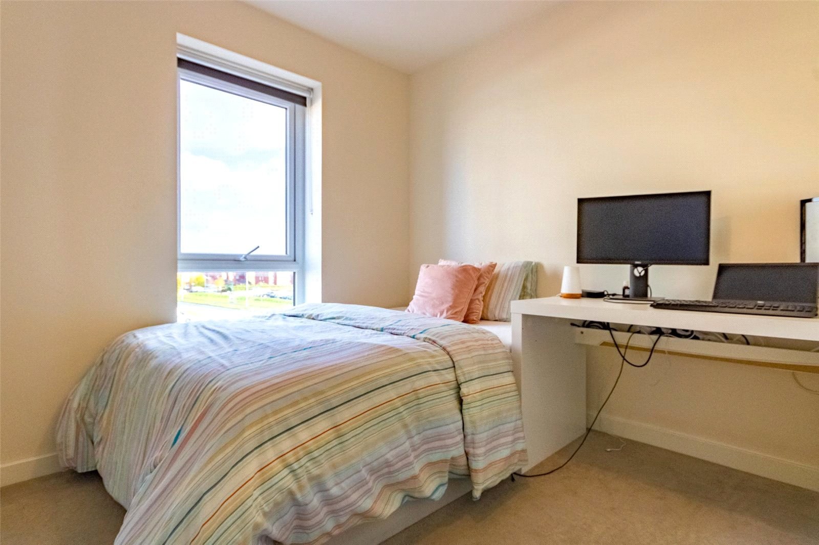 Smiths House, Smiths Lane, Swindon, Wiltshire, SN3, photo 6