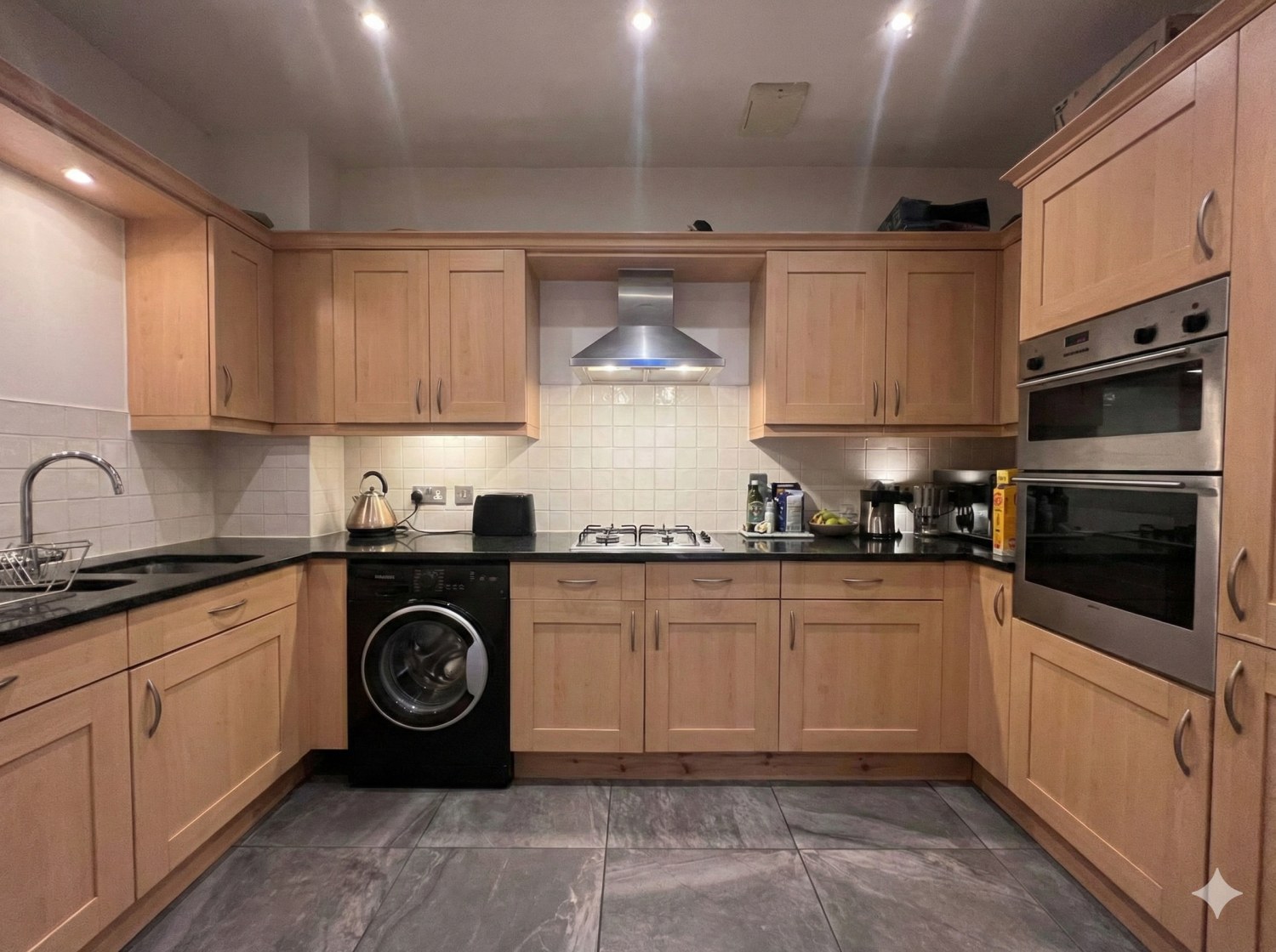Victoria House, Epsom Road, Leatherhead, Surrey, KT22, photo 2