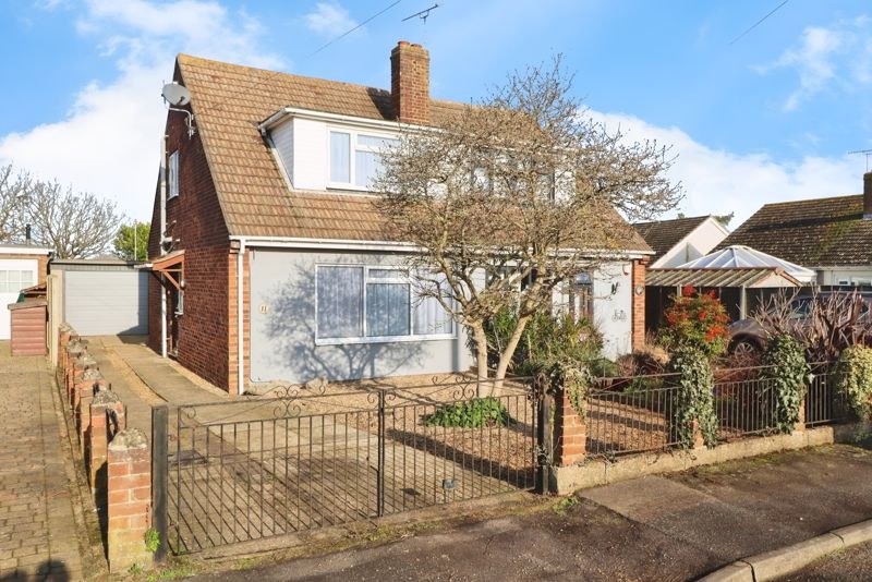 Samsons Close