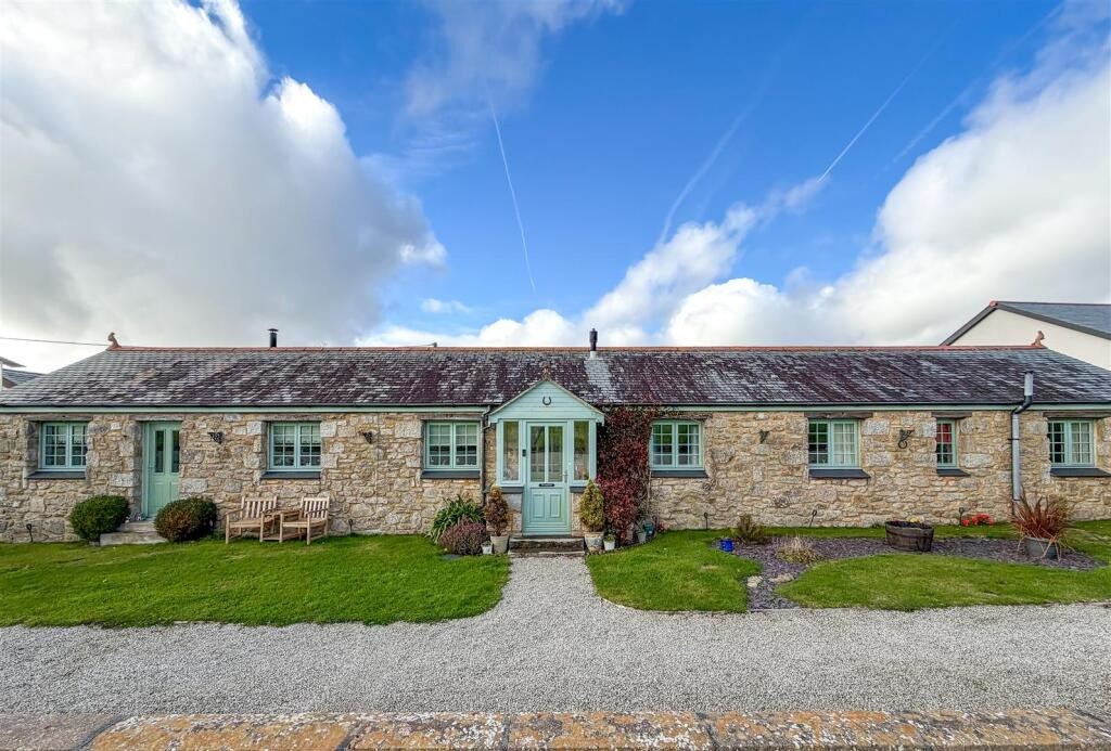 Farms Common, Stunning Barn Conversion, photo 10