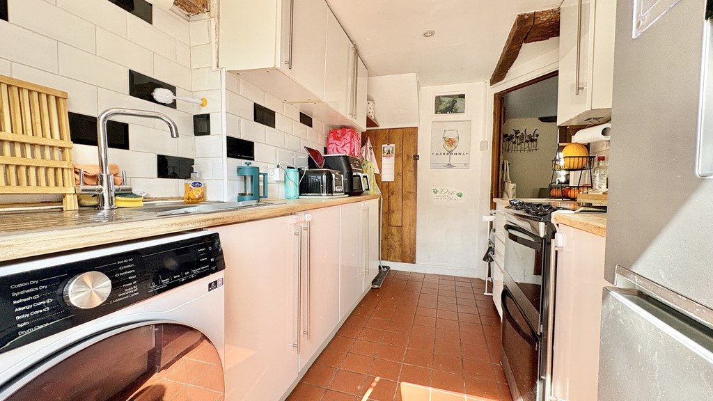 Rectory Road, Norton Fitzwarren, Taunton TA2 6SB, UK, photo 9