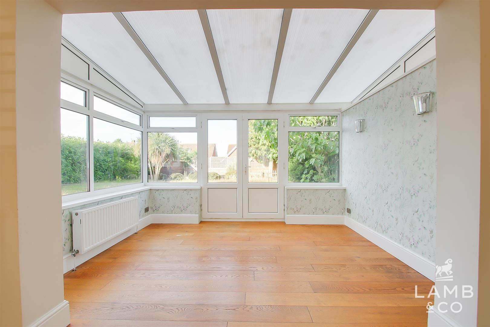 New Thorpe Avenue, Thorpe-Le-Soken, photo 11
