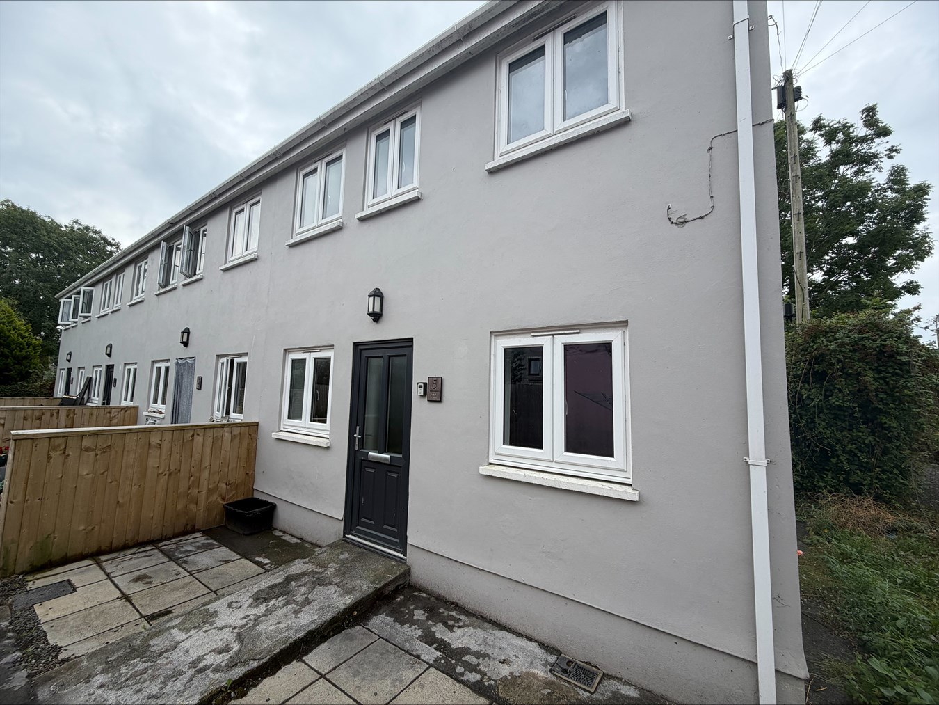 Forde Court, Kidwelly, SA17