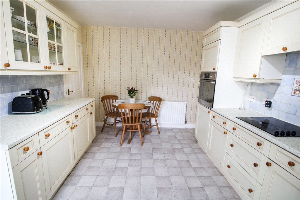 Moor Close, Killinghall, Harrogate, North Yorkshire, HG3, photo 13