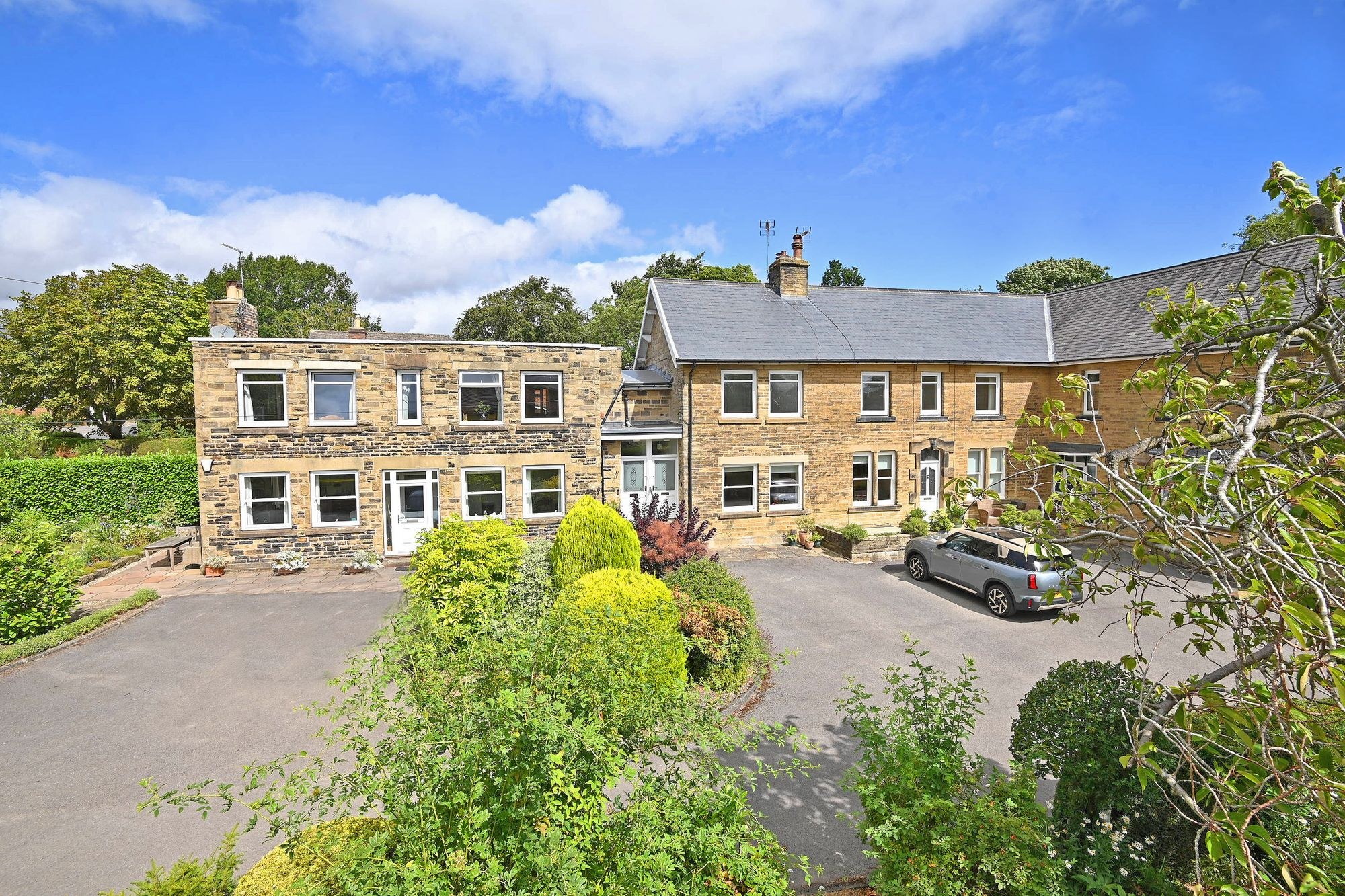 2 bed home for sale in Barton Court Yew Tree Lane, Harrogate