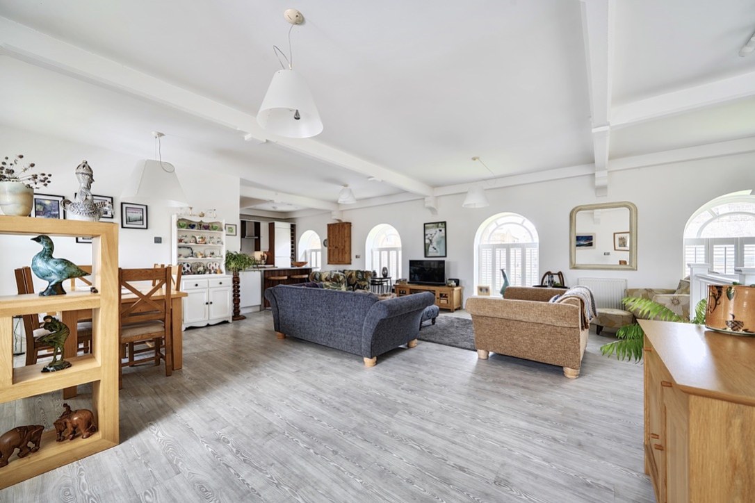 Wharfedale Drive, Otley, LS21 2FD
