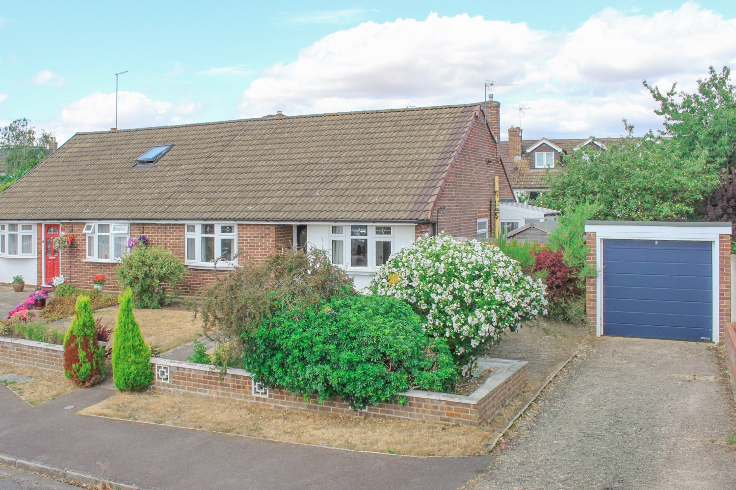Miles Avenue, Leighton Buzzard, LU7