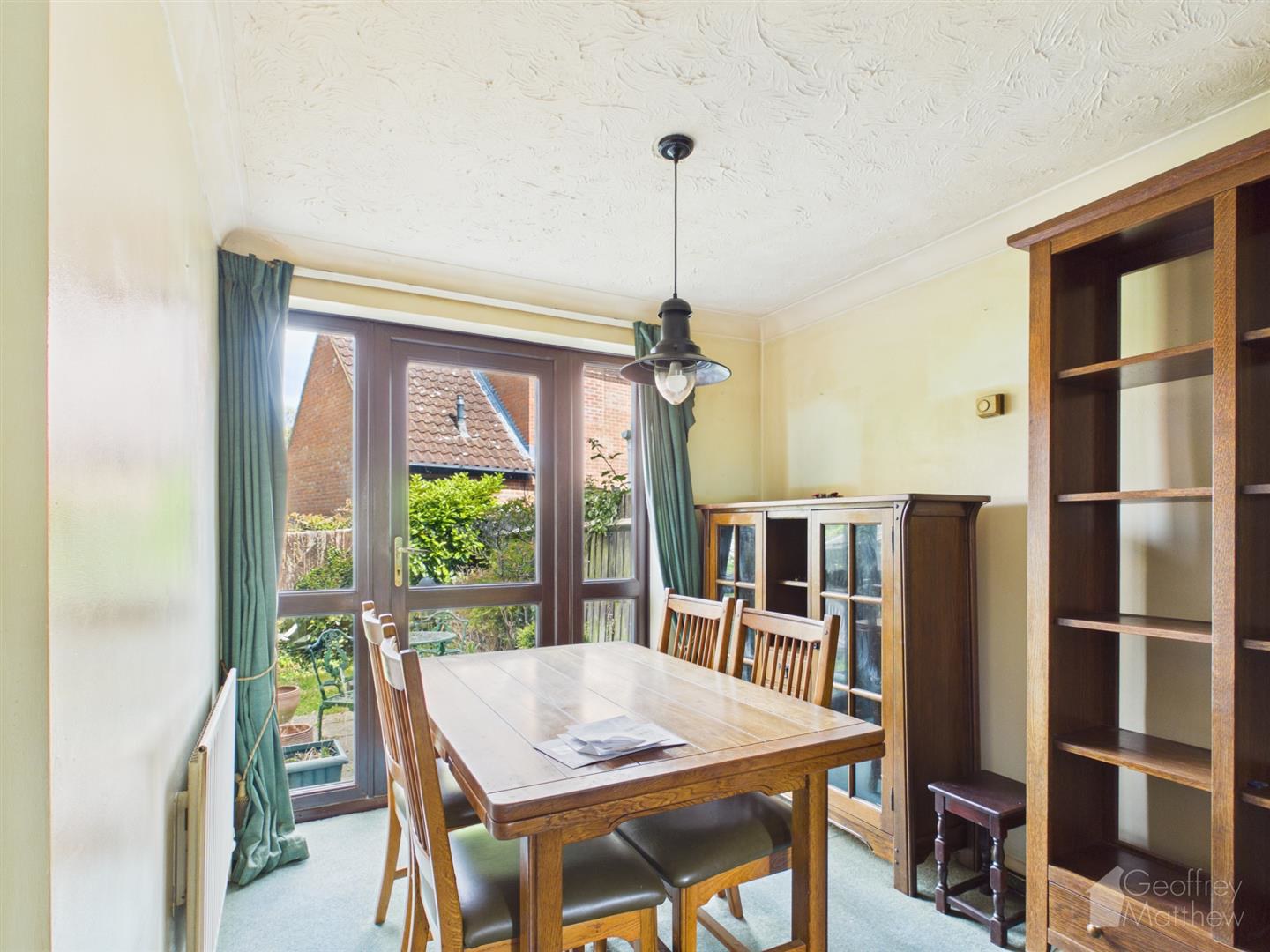 Church Mead, Roydon, Harlow, photo 4